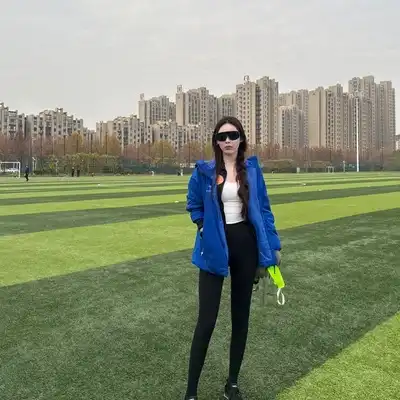 何煜美